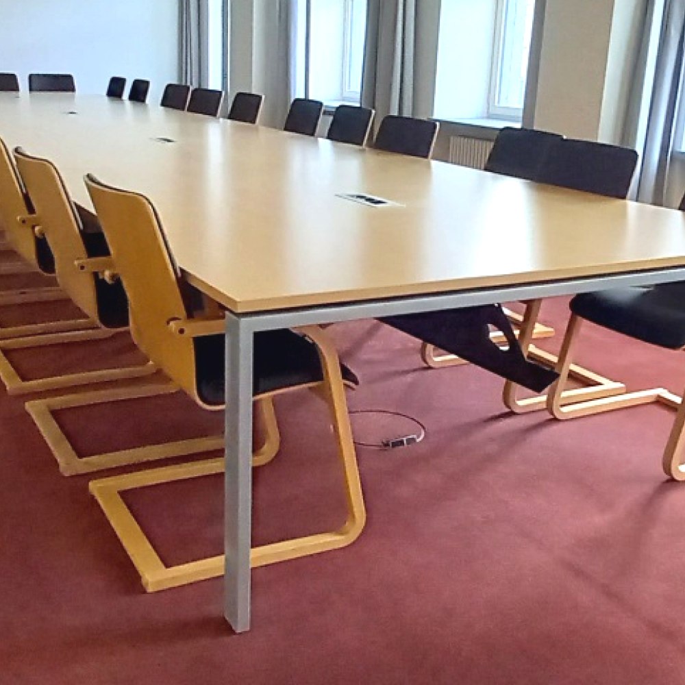 Konferenztische bei Das Zweite Büro